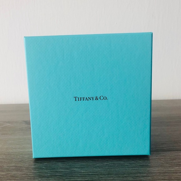 Tiffany & Co. Blue Empty Gift Box - Picture 1 of 11